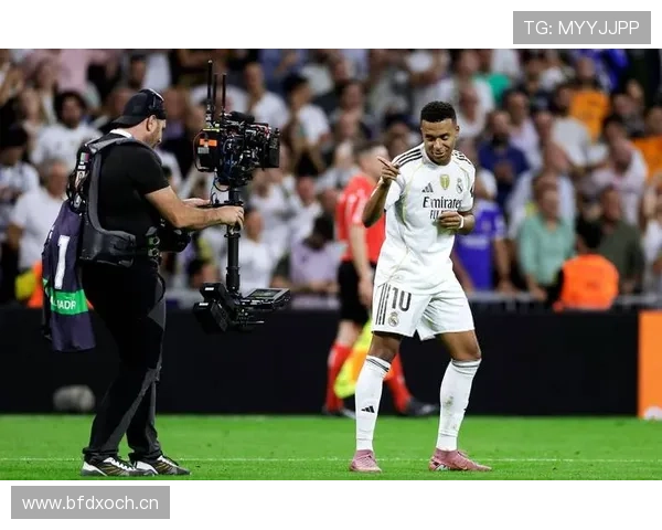 姆巴佩突破成功率与推进能力分析:单点爆破能力评估 姆巴佩突破成功率与推进能力分析:单点爆破能力评估