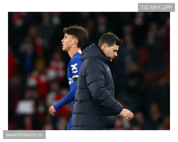 切尔西:波切蒂诺危机引发战术撕裂,豪门定位在混乱中摇摇欲坠