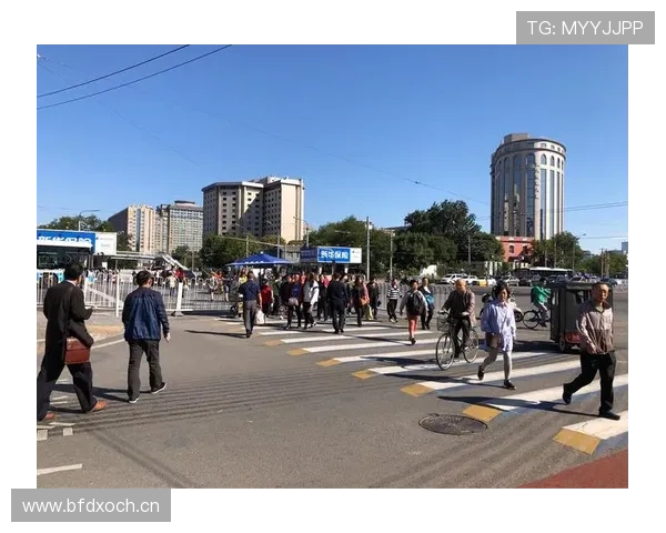 覃海洋家的冰箱里居然塞满了能量胶，连饮料都没地方放？